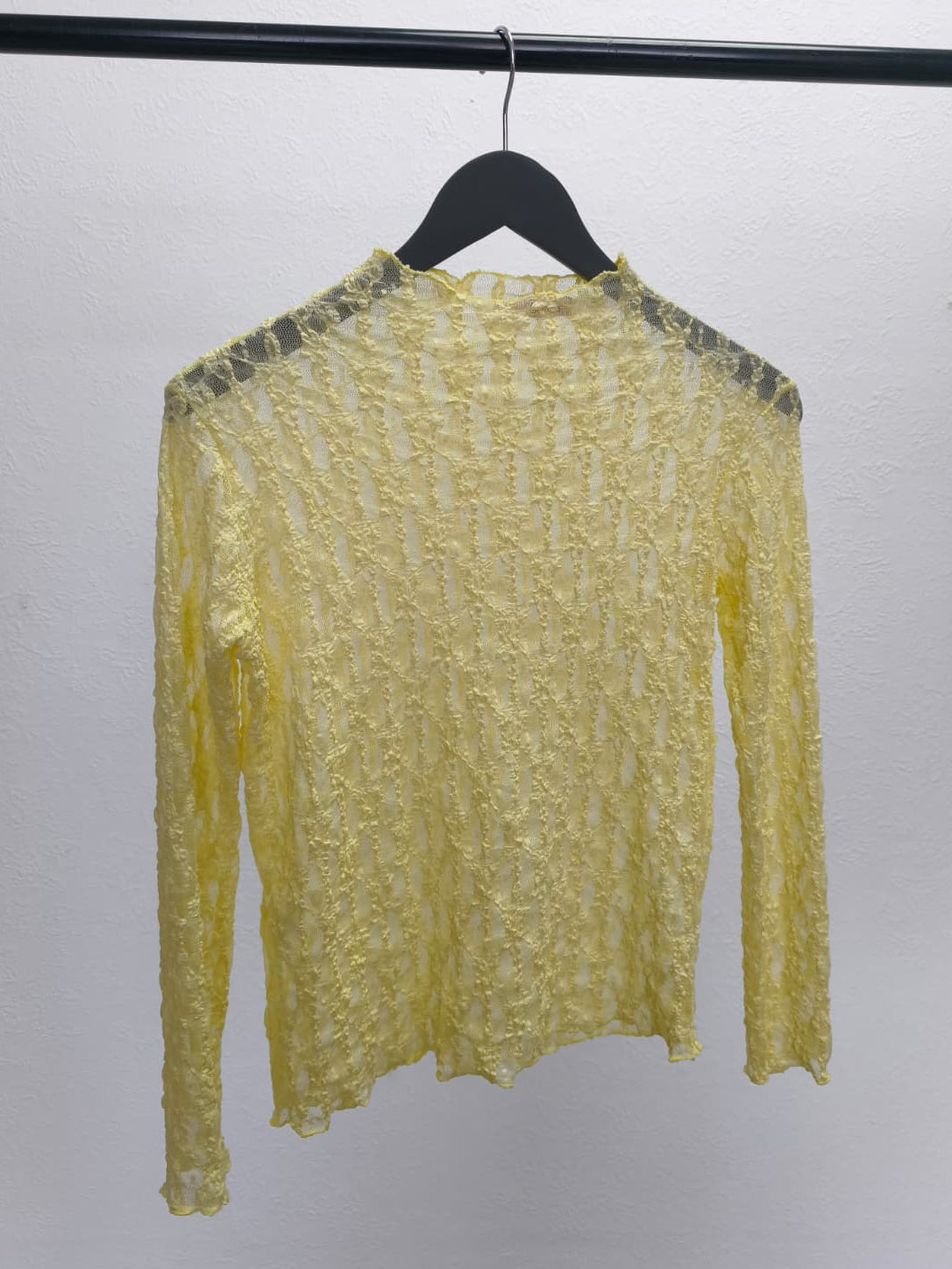 Transparentes Spitzen-Langarmshirt