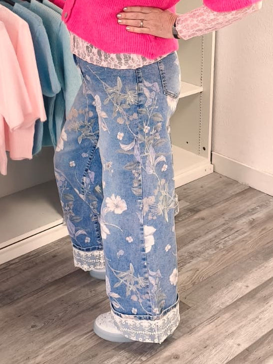 Wide-Leg-Jeans mit Aufschlag, Blumenmuster