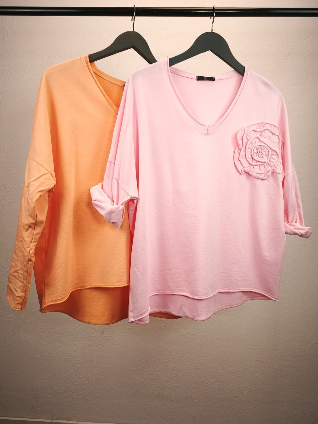 Sweatshirt mit Blumenapplikation