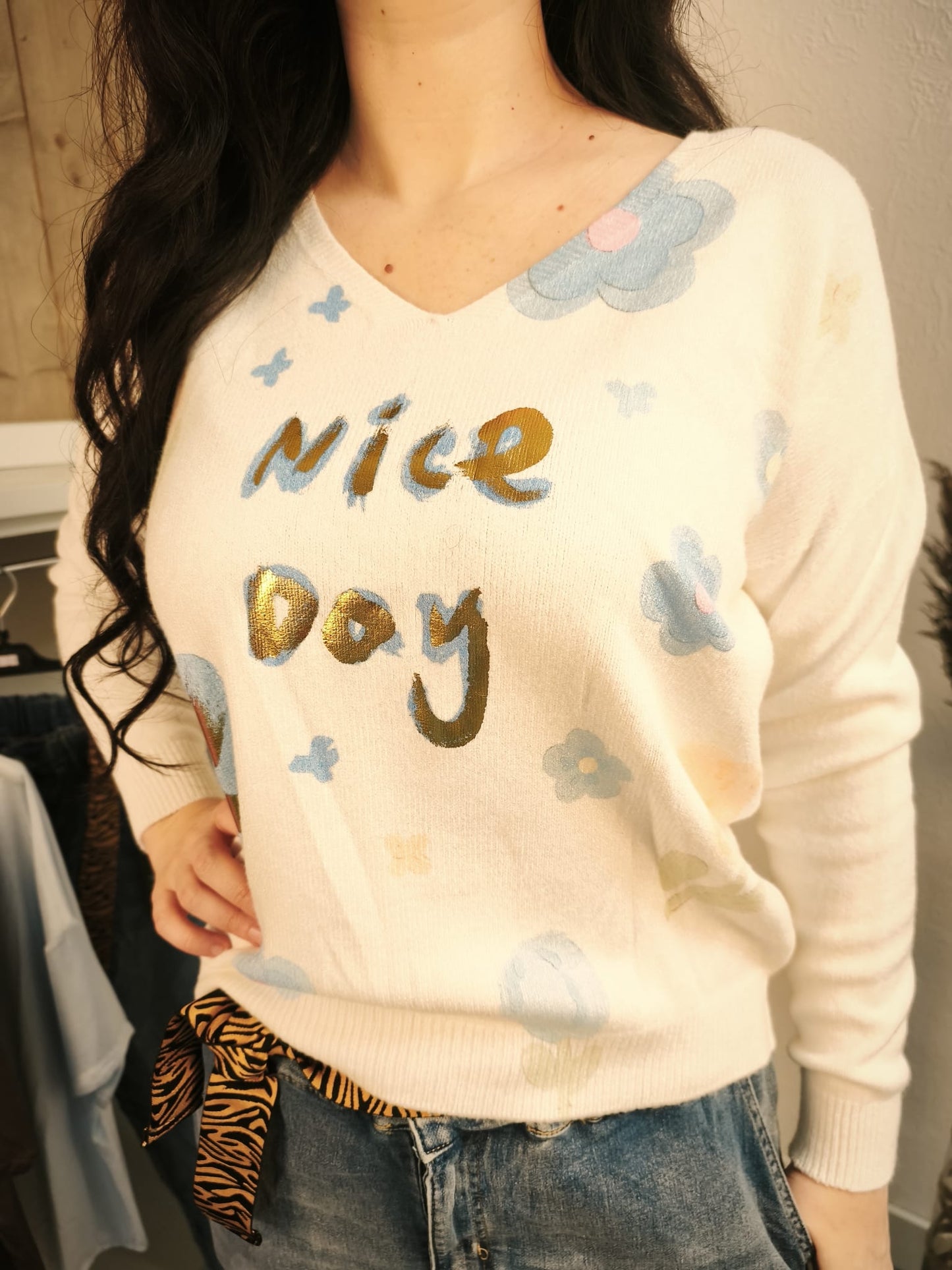 Leichter, weicher Pullover mit Bündchen, creme mit Pastell-Farbdruck