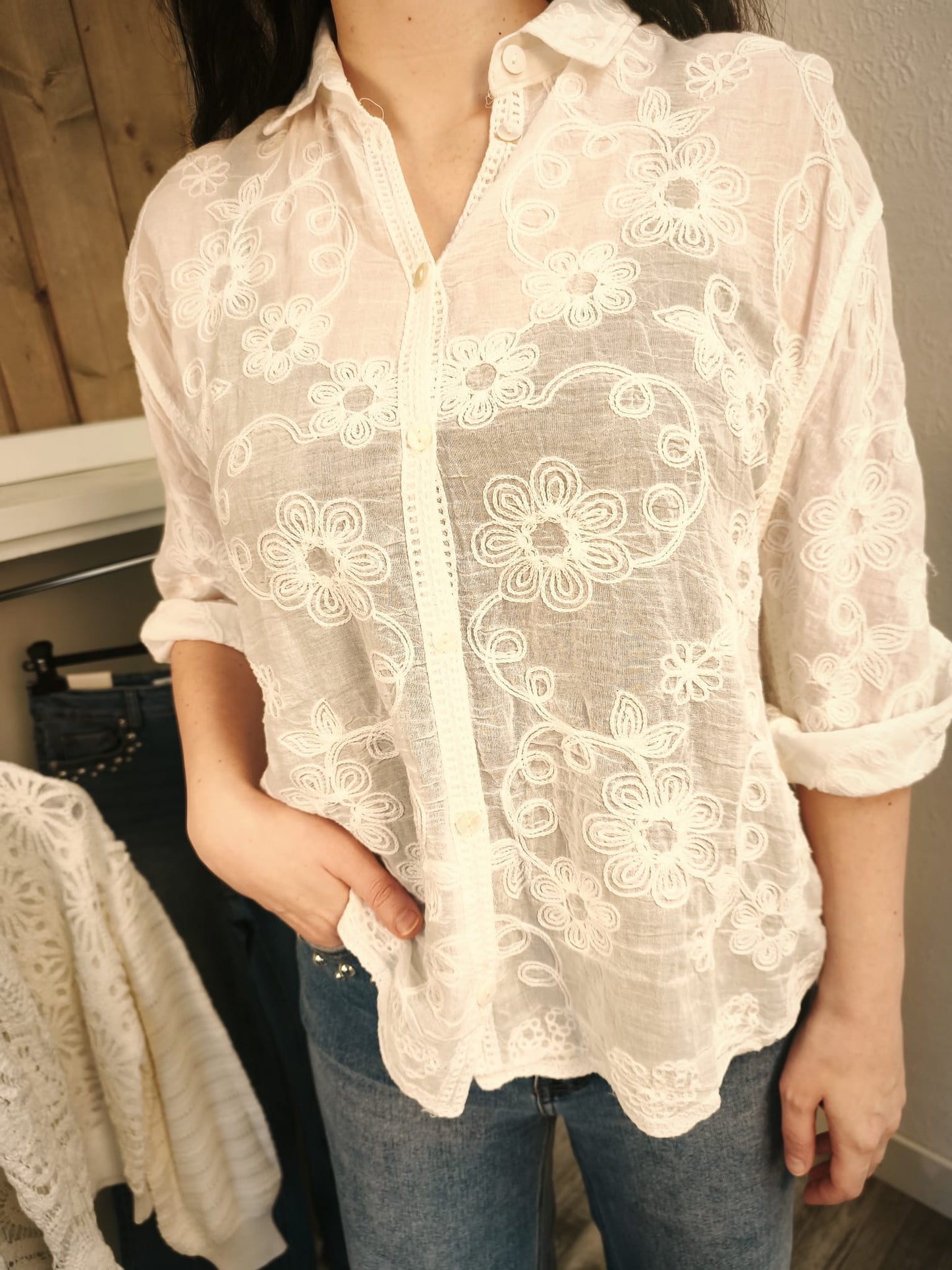 Spitzenbluse mit Kragen Dreiviertelarm, weiß, florales Muster