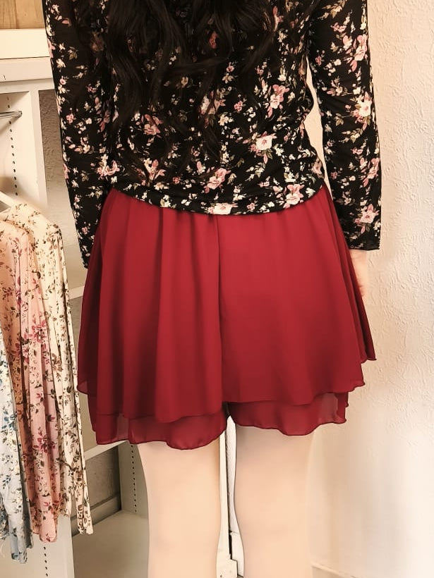 Hosenrock mit Bändchen und elastischem Gummizug kurz