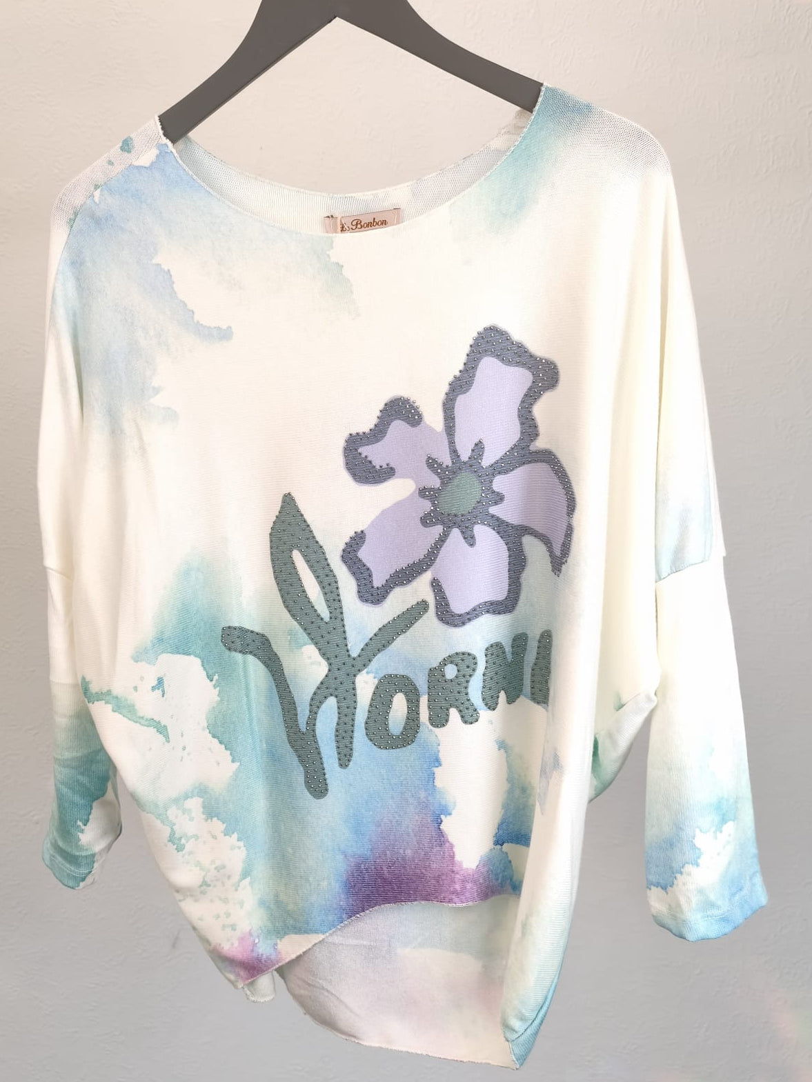 Leichter Angora-Pullover creme mit Farbdruck