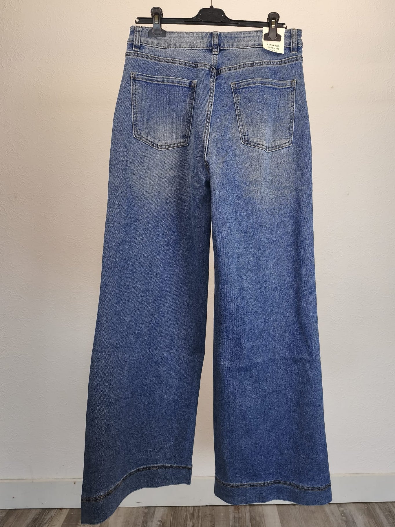 Wide-Leg-Jeans mit Nieten stretchig