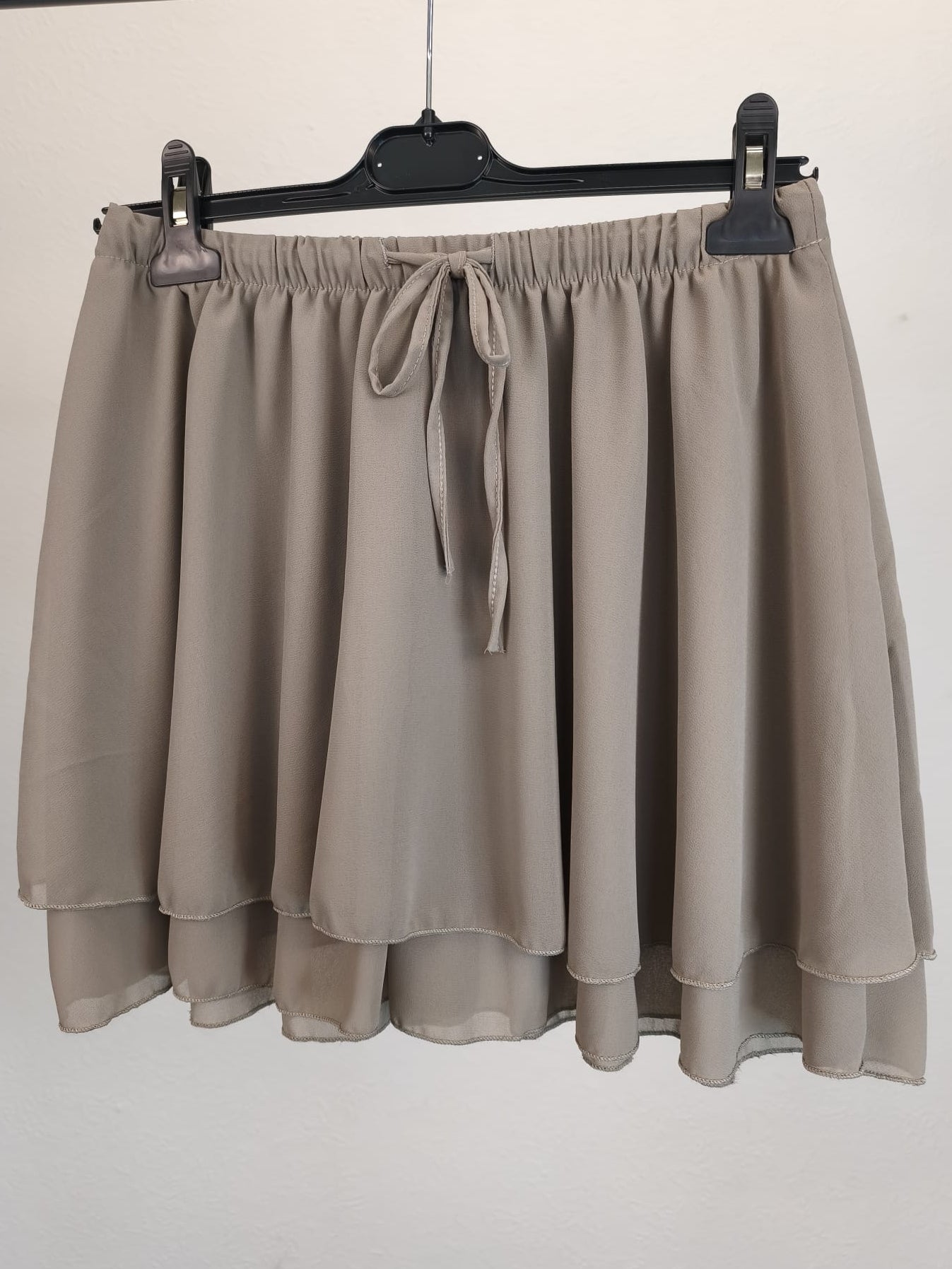 Hosenrock mit Bändchen und elastischem Gummizug kurz
